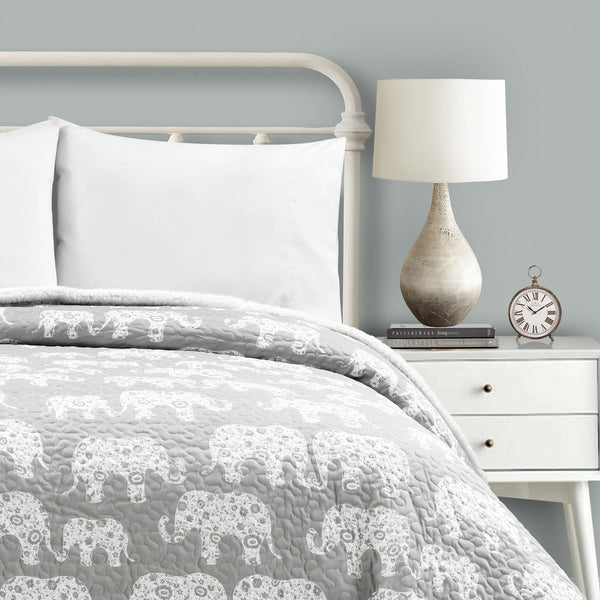 Lush Décor Elephant Parade Sherpa Blanket/Coverlet