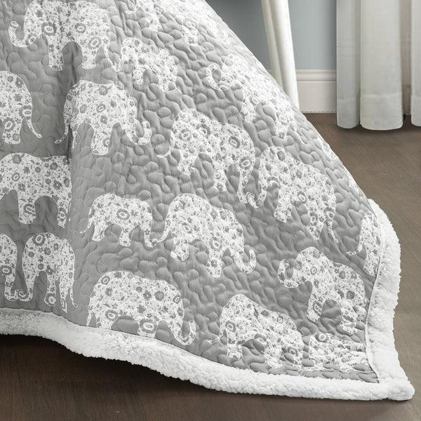 Lush Décor Elephant Parade Sherpa Blanket/Coverlet