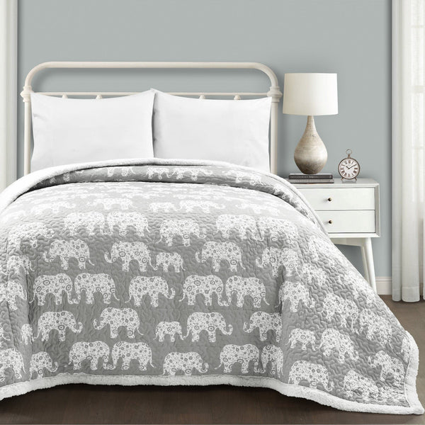 lush décor Elephant Parade Sherpa Blanket/Coverlet lush décor Elephant Parade Sherpa Blanket/Coverlet