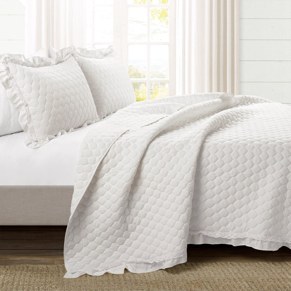 Lush Décor Ella Ruffle Lace 3 Piece Quilt Set