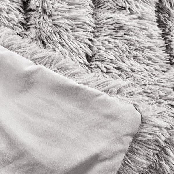 Lush Décor Emma Faux Fur Throw