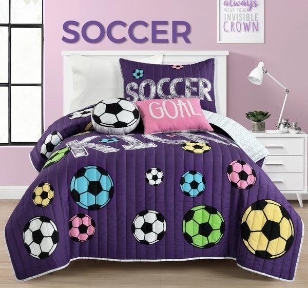 lush décor Girls Soccer Kick Quilt Set