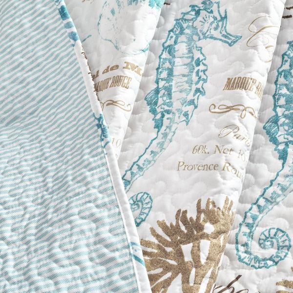 Lush Décor Harbor Life Throw