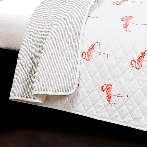 Lush Décor Kelly Flamingo Quilt 3 Piece Set