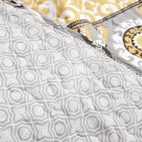 Lush Décor Nesco Stripe Reversible Cotton Throw