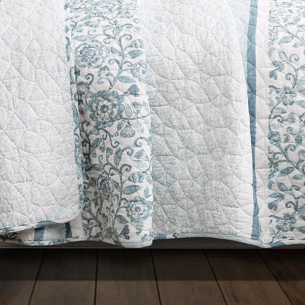 Lush Décor Nisha 3 Piece Quilt Set