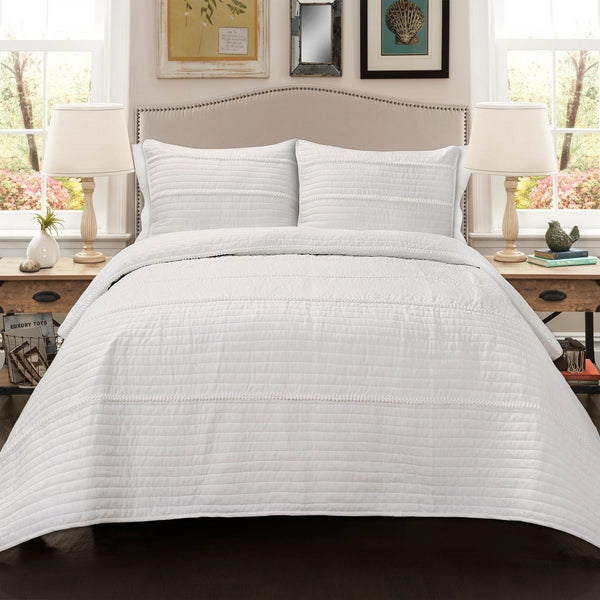 lush décor Pom Pom Stripe Quilt 3 Piece Set