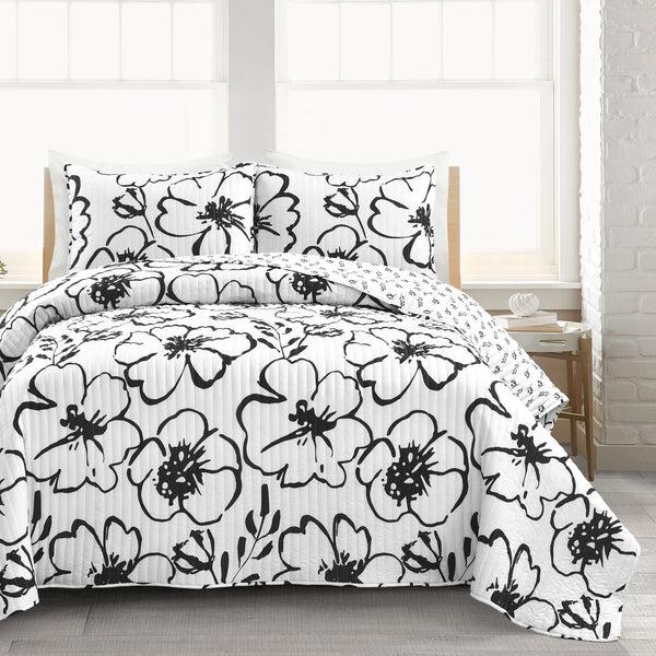 lush décor Scandinavian Floral Quilt 3 Piece Set
