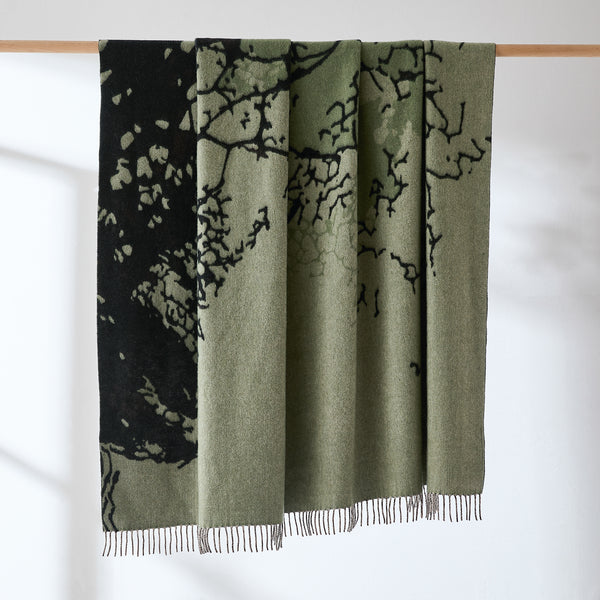 Lush Décor Threaded Roots Wool Throw Blanket