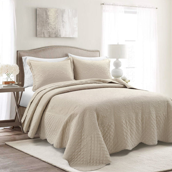 Lush Décor Medallion Scalloped Edge Oversized Bedspread Set