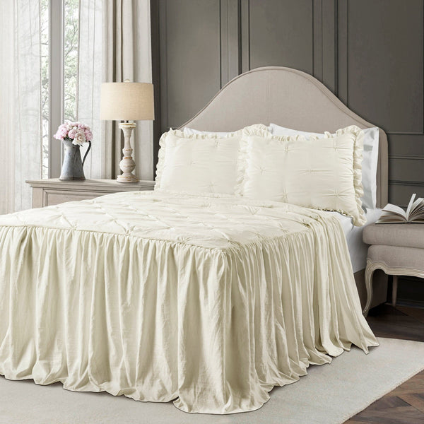 lush décor Ravello Pintuck Ruffle Skirt Bedspread Set