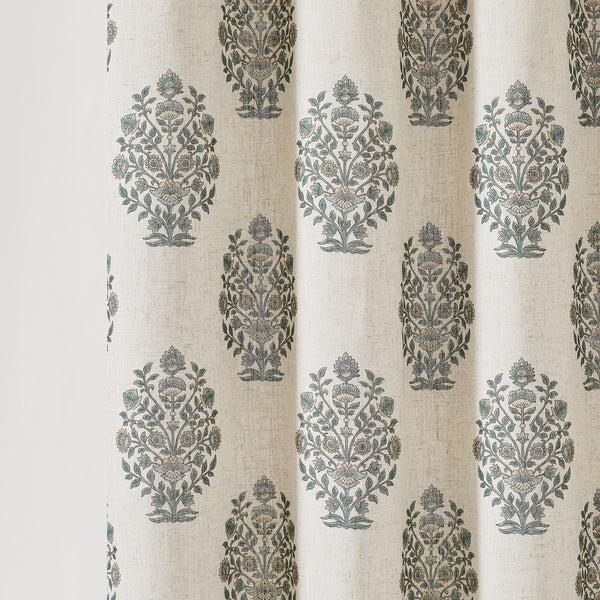 Lush Décor Sofia Flower Block Bouquet Shower Curtain