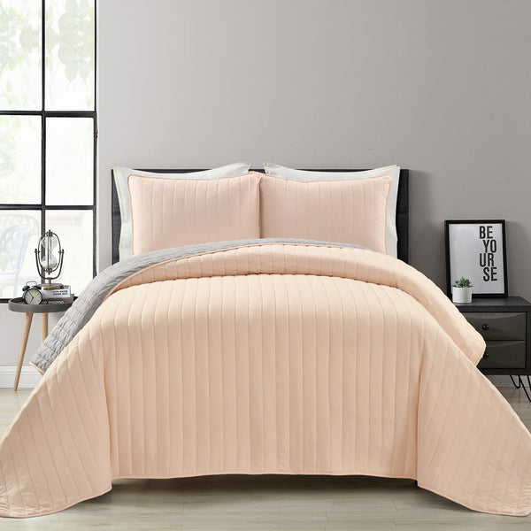 Lush Décor Soft Stripe All Season Quilt/Coverlet Set