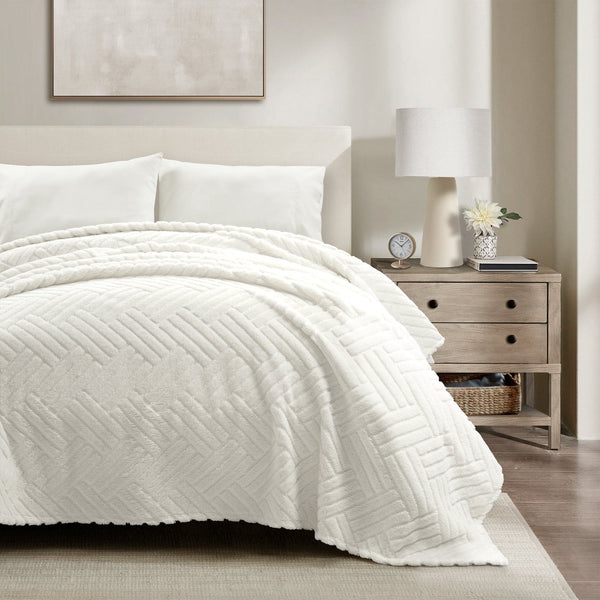 lush décor Super Cozy Ultra Soft Sherpa Jacquard Geo Blanket/Bedspread