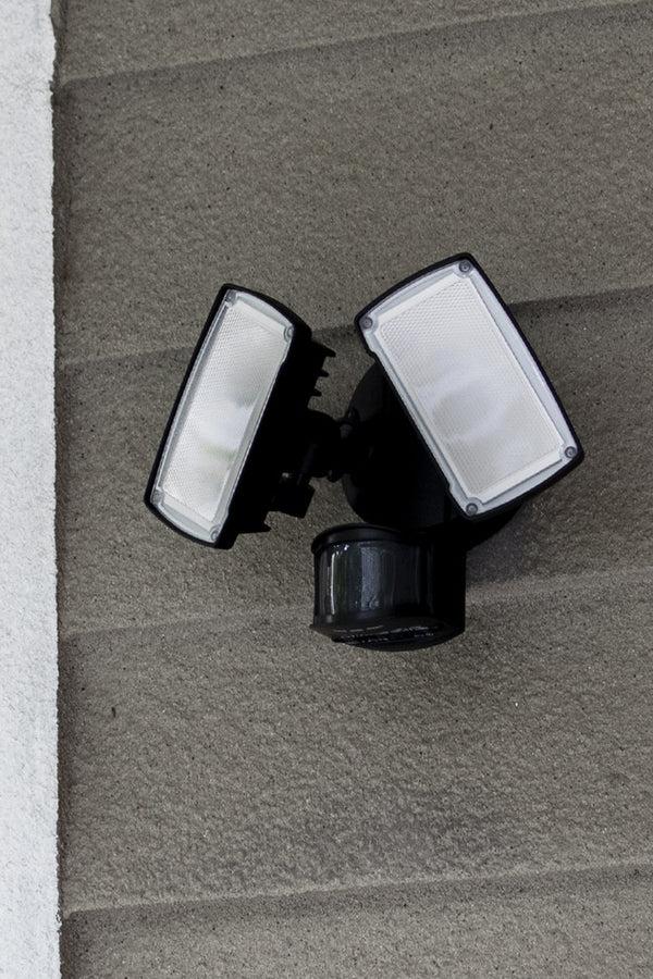 Lutec LUTEC-ALDI 3500LM 5000K 38W LED 180°Motion Activated D2D Dual-Head Floodlight