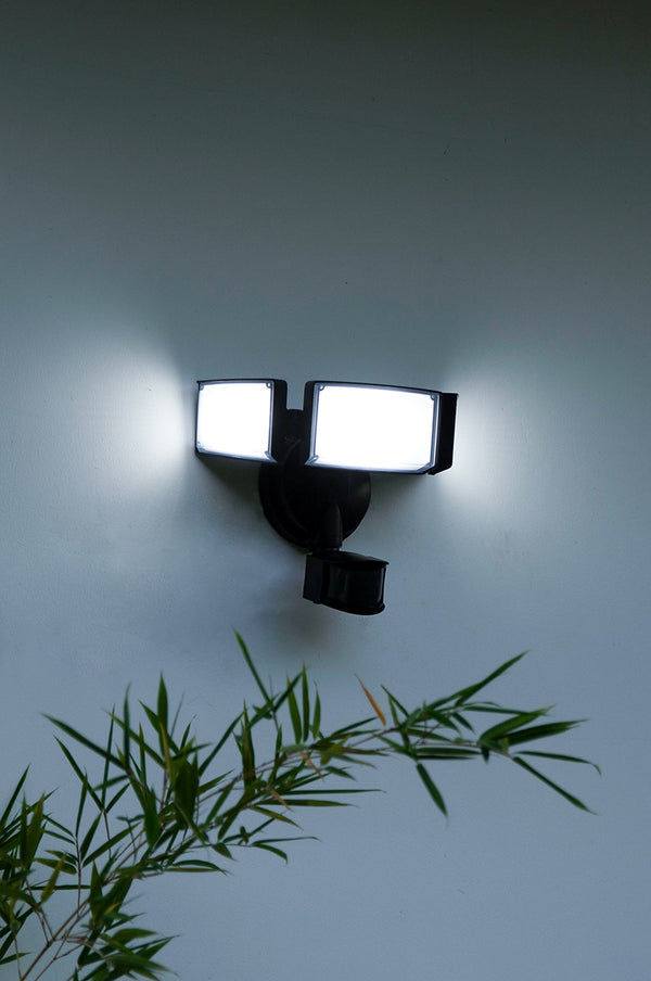 Lutec LUTEC-LED Security Lights With Motion Sensor 6300LM 5000K 72W With 3 Adjustable Heads LED Motion Sensor Light Dusk To Dawn Black