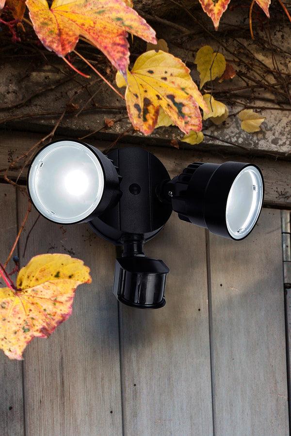 Lutec LUTEC-Shrimp 1130LM 5200K 13.5W LED 110°Motion Activated D2D Dual-Head Floodlight