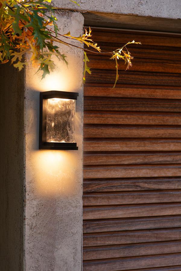 Lutec LUTEC-STARRY LED Outdoor Wall Sconce With Seeded Glass Surround Dusk To Dawn 15W 1000LM 3000K