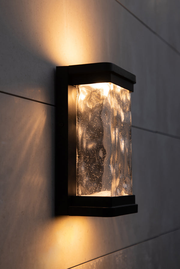 Lutec LUTEC-STARRY LED Outdoor Wall Sconce With Seeded Glass Surround Dusk To Dawn 15W 1000LM 3000K