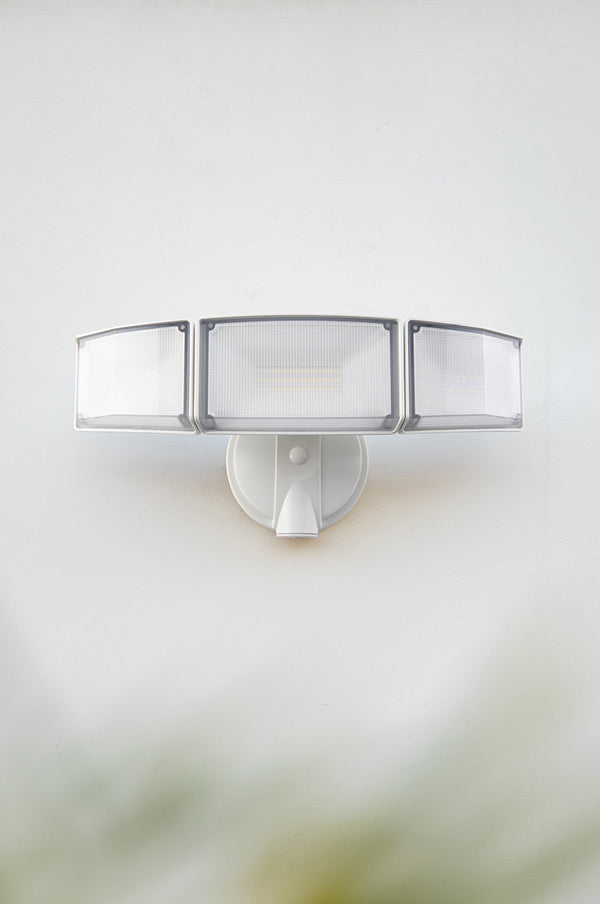 Lutec LUTEC-Switch Controlled Exterior Outdoor Security Light 5200LM 5000K 55W With 3 Adjustable Heads LED Flood Light White