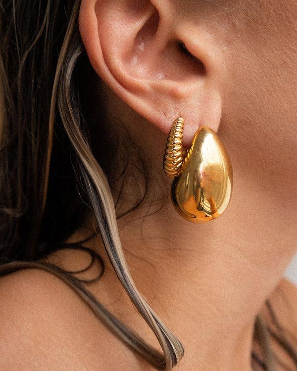 Luv Aj Gia Hoops- Gold