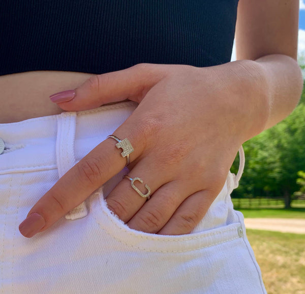 LuvMyJewelry City Arches Square Diamond Ring In Sterling Silver