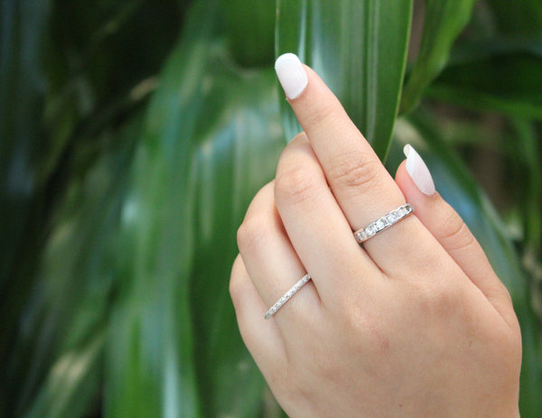 LuvMyJewelry Cosmos 14K White Gold Round Diamond Studded Band Ring - 0.52cts