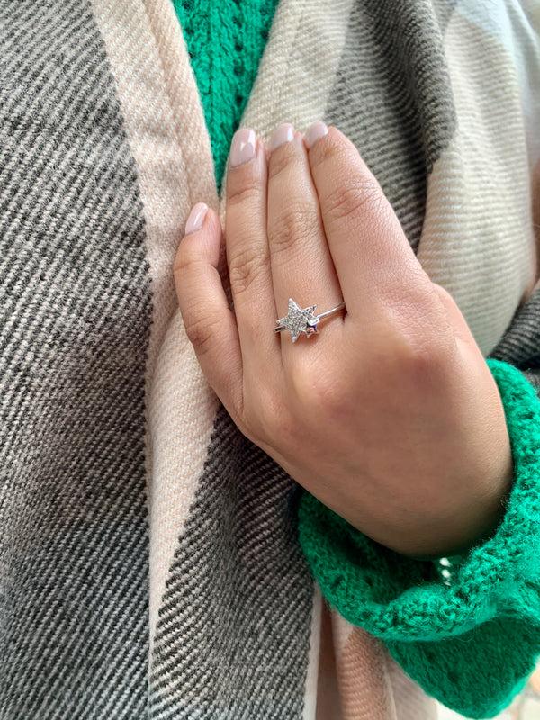 LuvMyJewelry Dazzling Starkissed Duo Diamond Ring In Sterling Silver