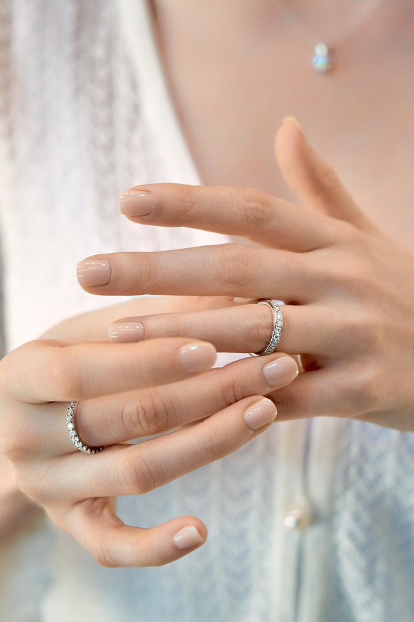 LuvMyJewelry Lume 14K White Gold Round Diamond Studded Band Ring - 0.97cts