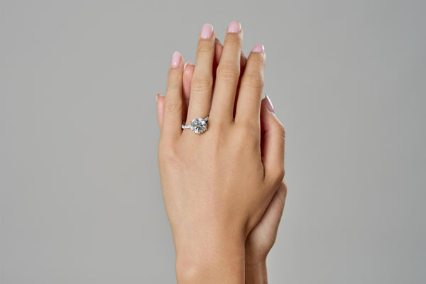 LuvMyJewelry Lyanna 14K White Gold Round Lab Grown Diamond Engagement Ring - 6.25 Cts