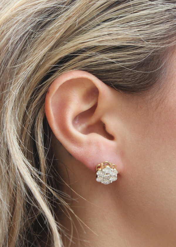 LuvMyJewelry Meadow 14K Yellow Gold Cluster Lab Grown Diamond Unisex Earrings - 3.62 Cts