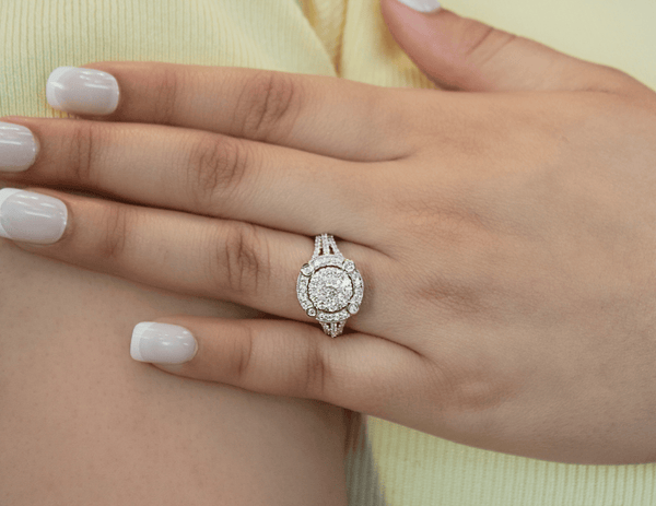 LuvMyJewelry Nebula 14K White Gold Round Diamond Studded Halo Cluster Ring - 1cts