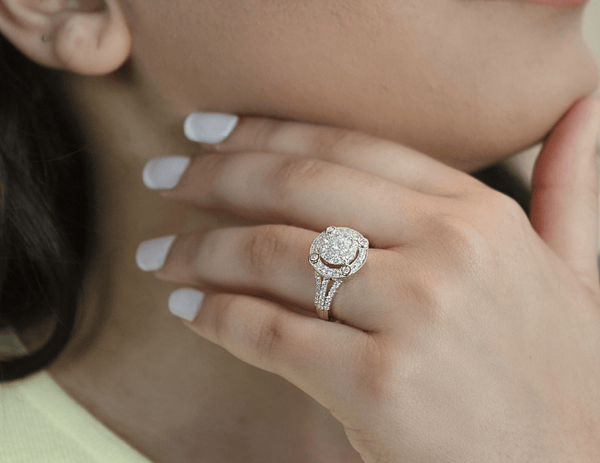 LuvMyJewelry Nebula 14K White Gold Round Diamond Studded Halo Cluster Ring - 1cts