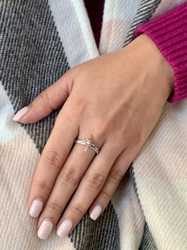 LuvMyJewelry North Star Detachable Diamond Ring In Sterling Silver