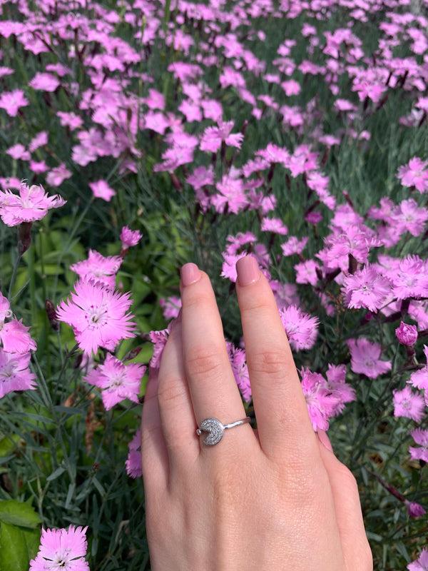 LuvMyJewelry Pac-Man Candy Open Diamond Ring In Sterling Silver