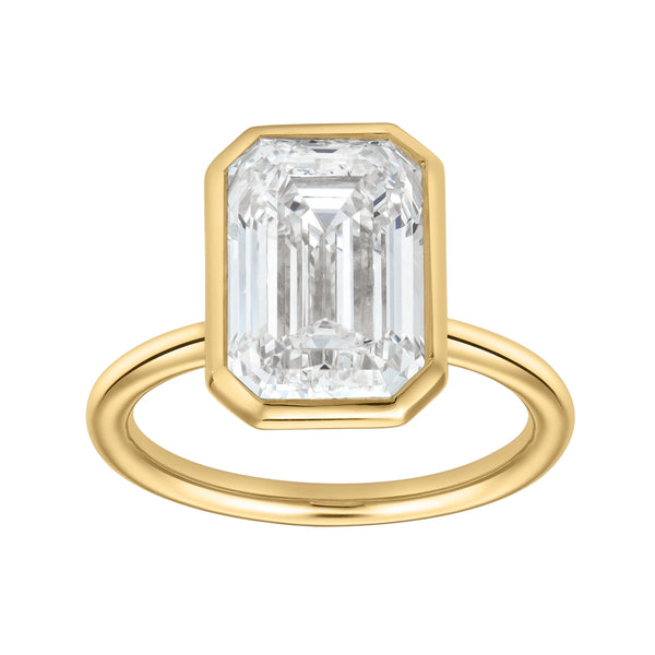 LuvMyJewelry Solaire 14K Yellow Gold Emerald Cut Lab Grown Diamond Bezel Solitaire Engagement Ring – 5 cts