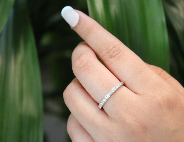 LuvMyJewelry Solara 14K White Gold Round Diamond Studded Stackable Band Ring - 0.26cts