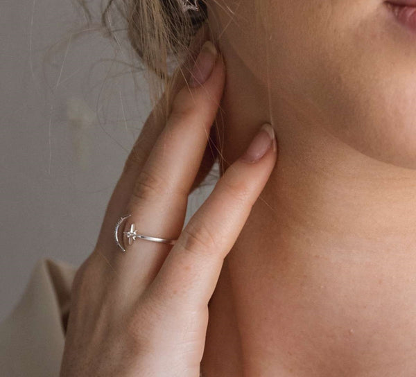 LuvMyJewelry Starlit Moon Diamond Ring In Sterling Silver