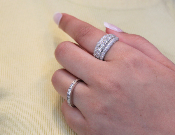 LuvMyJewelry Terra 14K White Gold Round Diamond Studded Wedding Band - 2.15cts