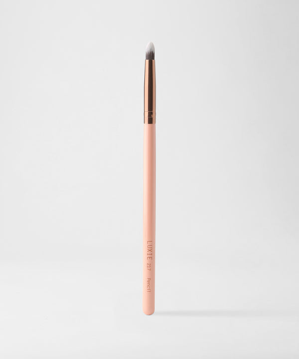 luxie LUXIE 217 Pencil Eye Brush - Rose Gold