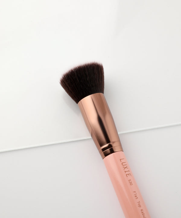 Luxie LUXIE 530 Flat Top Kabuki Brush - Rose Gold