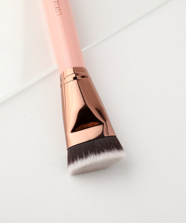 Luxie LUXIE 542 Flat Contour Brush - Rose Gold
