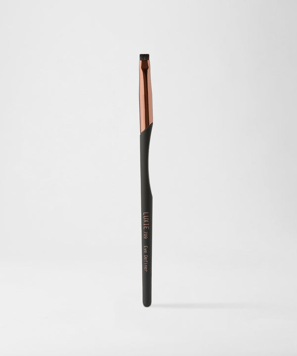 luxie LUXIE 709 Eye Definer Brush - ProTools