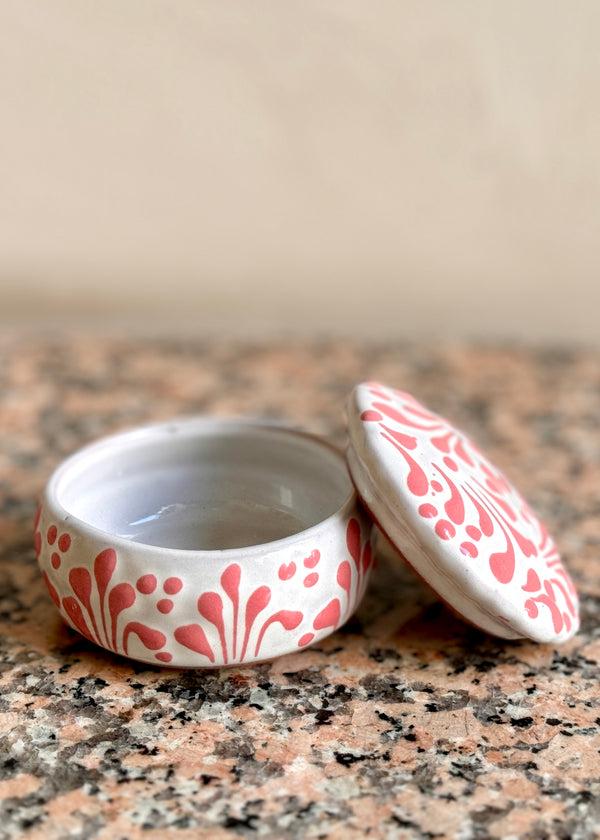 Luz Small Glazed Dish With Lid - Pink + White