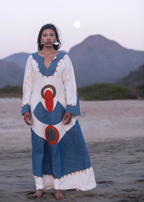 luz Vintage Appliquéd Dress - D'Mama Carlota