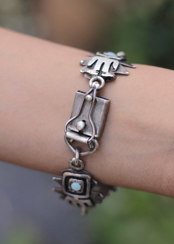 Luz Vintage Sterling Silver & Opal Alien Bracelet