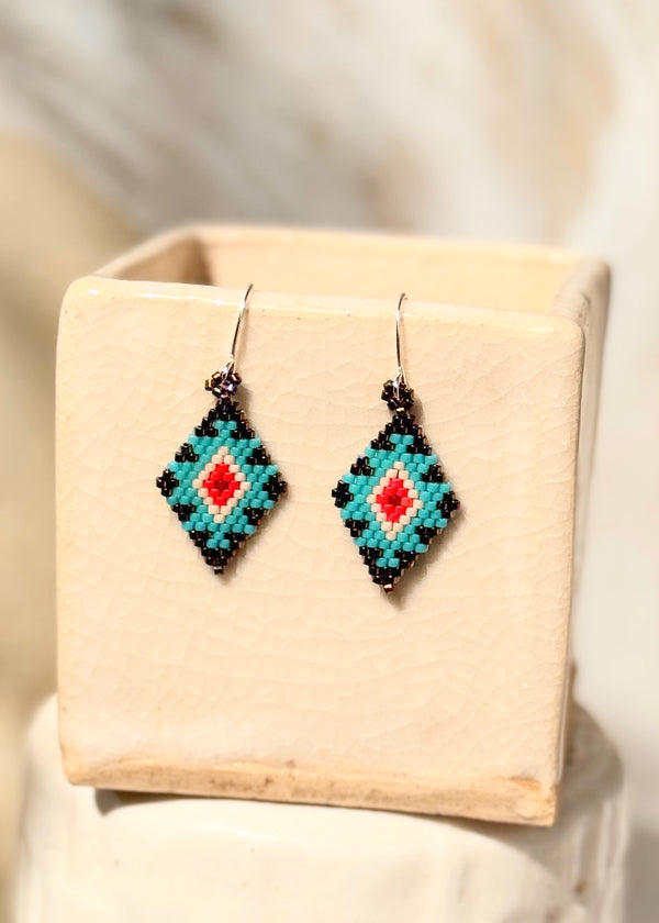 luz Native American - Beaded Diamond Earrings Japanese Glass Seed Beads - Morning Star