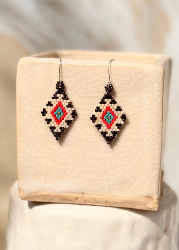 luz Native American - Beaded Diamond Earrings Japanese Glass Seed Beads - Morning Star