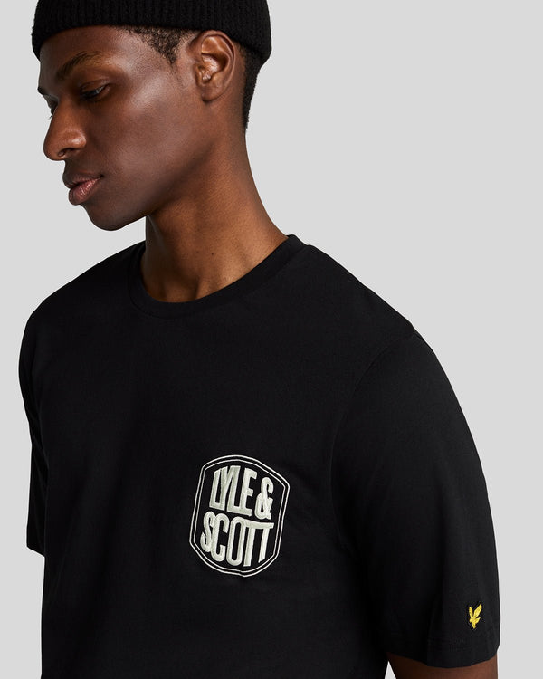 Lyle & Scott Embroidered Badge Graphic T-Shirt Jet Black