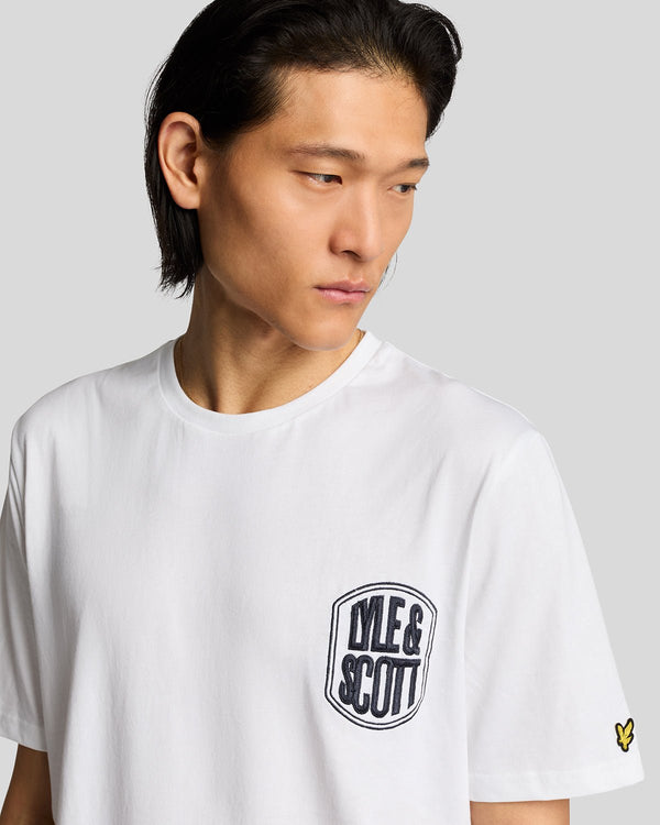 Lyle & Scott Embroidered Badge Graphic T-Shirt White